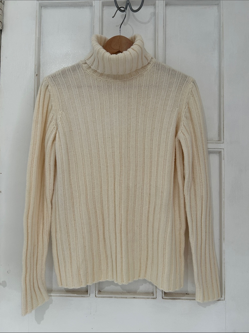 Vintage Y2K Benetton Cream Wool Ribbed Minimalist Turtleneck Made In Italy - L